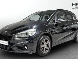 Svart (black) Begagnad 2016 BMW 216 Active Tourer Minibuss | 128 700 kr