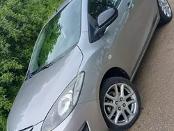 Grå Begagnad 2013 Mazda 2 Halvkombi | 49 900 kr (Marknadspris)