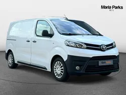 Vit Begagnad 2018 Toyota Proace Van | 159 000 kr (Lite dyr)