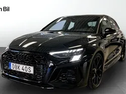 Svart (mytsvart metallic) Begagnad 2024 Audi RS3 Sportback Design Halvkombi | 649 000 kr