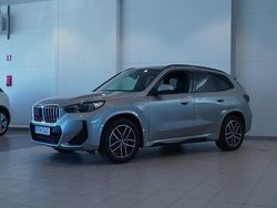 Grå/silver Begagnad 2024 BMW X1 Efficient Dynamics SUV | 619 800 kr