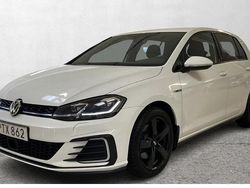 Vit Begagnad 2018 VW Golf VII GTE Halvkombi | 199 999 kr (Lite dyr)