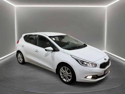 Vit Begagnad 2012 Kia Ceed Comfort Halvkombi | 94 900 kr (Lite dyr)