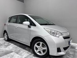 Silver Begagnad 2010 Toyota Verso-S Minibuss | 119 900 kr (Marknadspris)