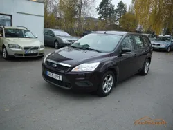 Röd Begagnad 2008 Ford Focus Titanium Kombi | 29 000 kr (Marknadspris)