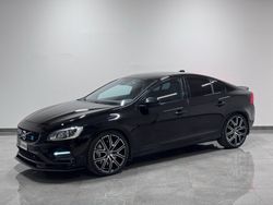 Svart Begagnad 2016 Volvo S60 R-Design Sedan | 299 900 kr