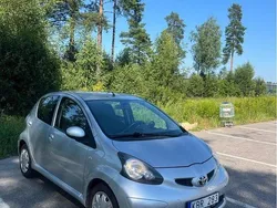 Silver Begagnad 2007 Toyota Aygo Halvkombi | 27 800 kr (Marknadspris)