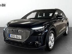 Svart (mytsvart metallic) Begagnad 2022 Audi Q4 e-tron Proline SUV | 389 900 kr (Marknadspris)
