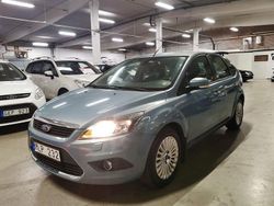 Grå Begagnad 2008 Ford Focus Titanium Halvkombi | 32 900 kr (Marknadspris)