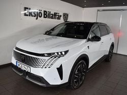 Vit (vit okenitemetallic) Ny 2025 Peugeot 5008 GT Minibuss | 409 500 kr (Marknadspris)
