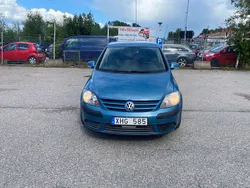Ljusblå Begagnad 2005 VW Golf Plus Cross Comfortline Minibuss | 29 900 kr (Bra pris)