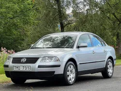Silver Begagnad 2002 VW Passat Comfortline Sedan | 54 900 kr
