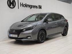 Grå Begagnad 2022 Nissan Leaf N-Connecta Halvkombi | 179 800 kr (Marknadspris)