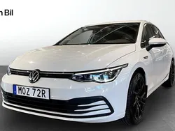 Vit Begagnad 2020 VW Golf VIII Halvkombi | 239 900 kr (Marknadspris)