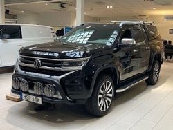 Svart Ny 2025 VW Amarok Aventura Pickup | 981 400 kr