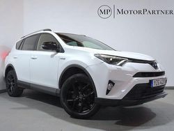Vit Begagnad 2017 Toyota RAV4 Hybrid Edition SUV | 169 900 kr (Marknadspris)