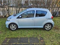 Blå Begagnad 2006 Toyota Aygo Halvkombi | 27 000 kr (Bra pris)