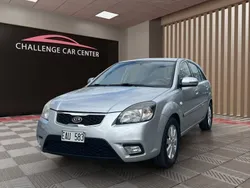 Silver Begagnad 2010 Kia Rio 4 Halvkombi | 39 900 kr (Marknadspris)