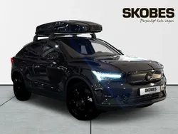 Svart Ny 2025 Volvo EC40 Plus SUV | 599 900 kr (Marknadspris)