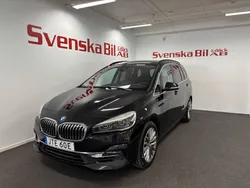 Svart Begagnad 2019 BMW 216 Gran Tourer Luxury Line Minibuss | 189 000 kr