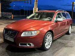 Röd Begagnad 2011 Volvo V70 Momentum Kombi | 59 900 kr (Bra pris)
