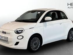 Vit (white) Begagnad 2022 Fiat 500e Icon Halvkombi | 199 900 kr (Marknadspris)