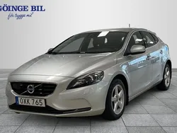 Silver Begagnad 2015 Volvo V40 Business Edition Kombi | 159 000 kr (Marknadspris)