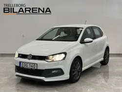 Vit Begagnad 2017 VW Polo Halvkombi | 124 900 kr (Marknadspris)