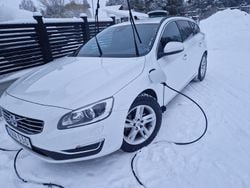 Begagnad 2017 Volvo V60 Kombi | 142 000 kr (Bra pris)