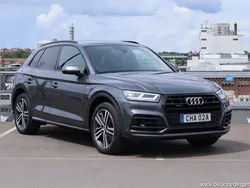 Grå samma som bilen Begagnad 2019 Audi Q5 S-Line SUV | 329 900 kr (Lite dyr)