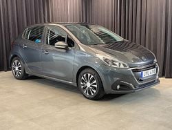 Mörkgrå Begagnad 2016 Peugeot 208 Active Halvkombi | 74 500 kr (Marknadspris)