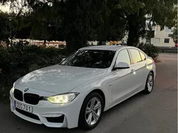 Vit Begagnad 2014 BMW 320 Luxury Line Sedan | 120 000 kr (Bra pris)