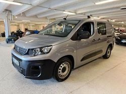 Grå (gråmetallic) Begagnad 2021 Peugeot Partner Van | 229 900 kr