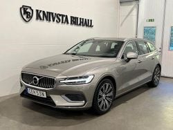 Grå Begagnad 2021 Volvo V60 Inscription Kombi | 318 900 kr (Marknadspris)