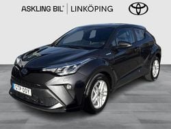 Mörkgrå Begagnad 2020 Toyota C-HR Active SUV | 215 000 kr (Marknadspris)
