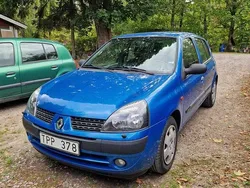 Blå Begagnad 2003 Renault Clio II Halvkombi | 22 000 kr (Marknadspris)