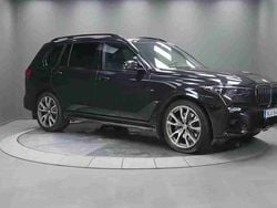 Svart Begagnad 2022 BMW X7 SUV | 929 000 kr