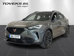 Mörkgrå (cliff grey metallic) Begagnad 2023 Cupra Formentor VZ SUV | 379 900 kr (Lite dyr)