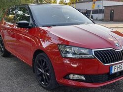 Röd Begagnad 2019 Skoda Fabia Style Halvkombi | 149 900 kr (Marknadspris)