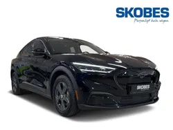 Svart Begagnad 2021 Ford Mustang Mach-E SUV | 419 000 kr (Marknadspris)