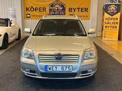 Silver Begagnad 2004 Toyota Avensis Kombi | 34 900 kr (Lite dyr)