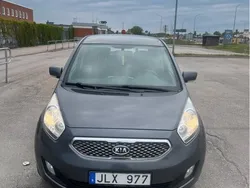 Grå Begagnad 2011 Kia Venga Comfort Halvkombi | 44 000 kr (Marknadspris)