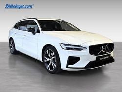 Vit Begagnad 2025 Volvo V60 Plus Kombi | 499 000 kr (Marknadspris)