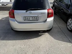 Silver Begagnad 2003 Toyota Corolla Halvkombi | 20 000 kr (Bra pris)