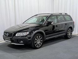 Svart Begagnad 2015 Volvo XC70 Standard Kombi | 154 900 kr (Marknadspris)