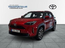 Röd Begagnad 2022 Toyota Yaris Cross Active SUV | 276 900 kr (Lite dyr)