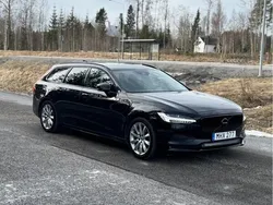 Svart Begagnad 2019 Volvo V90 Kombi | 180 000 kr (Marknadspris)