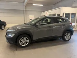 Grå Begagnad 2021 Hyundai Kona Essential SUV | 179 900 kr (Marknadspris)