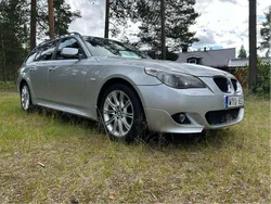 Grå Begagnad 2006 BMW 530 M Sport Kombi | 89 000 kr (Marknadspris)