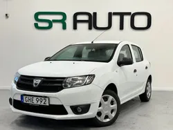 Vit Begagnad 2015 Dacia Sandero Halvkombi | 54 900 kr (Marknadspris)
